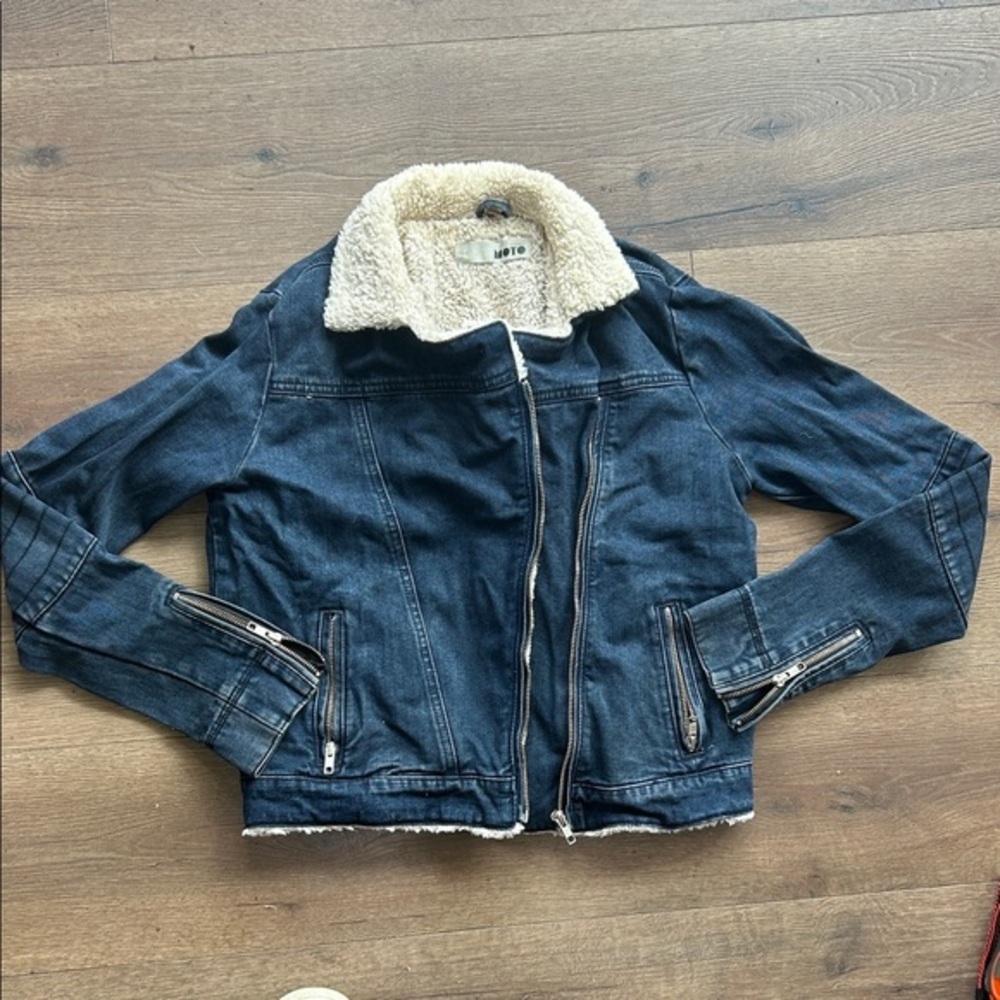 Topshop Dark Blue Denim Moto Jacket with Cream Sherpa Lining !! Size 4